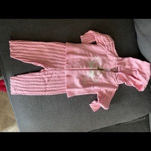 Juicy sweater outfit